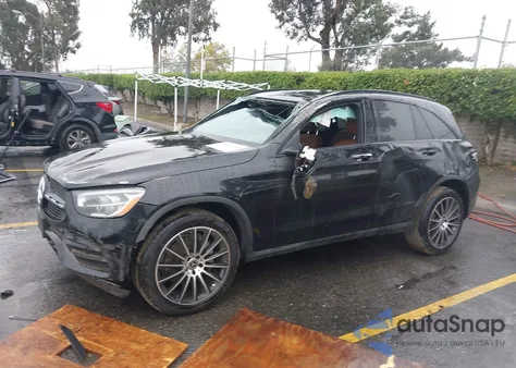 2021 Mercedes-Benz Glc 300 Suv z USA, uszkodzony, nr VIN W1N0G8DB9MV273798